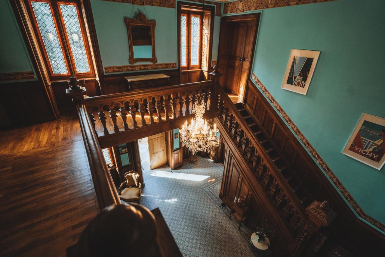 Chateau Du Guerinet Saint-Priest-Bramefant Номер фото