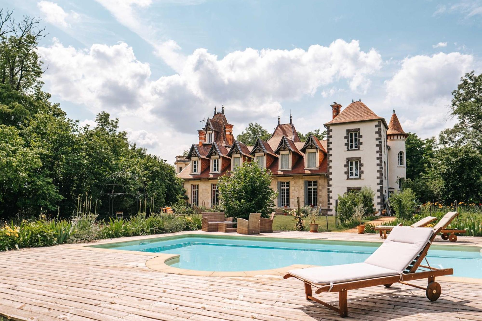 Chateau Du Guerinet Saint-Priest-Bramefant Екстер'єр фото